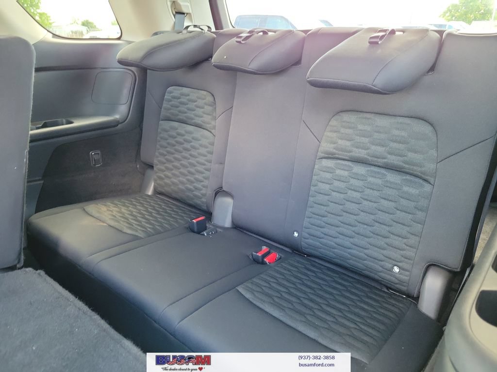 Used 2022 Nissan Pathfinder SV AWD/4WD image 11
