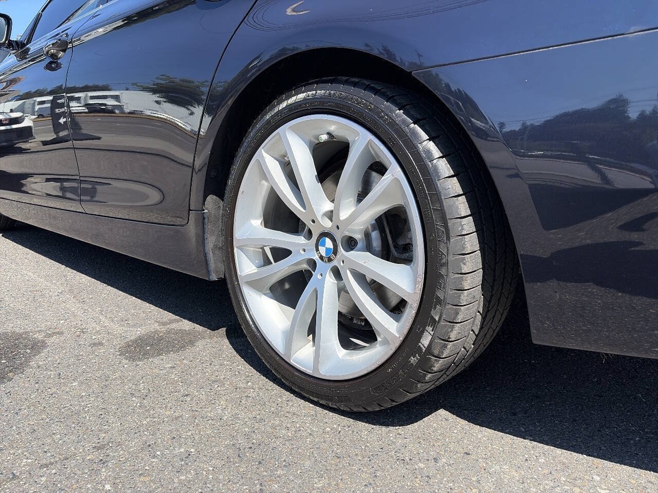 Used 2016 BMW 535i xDrive Sedan AWD/4WD image 4
