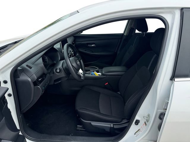 Used 2024 Nissan Sentra SV FWD image 10