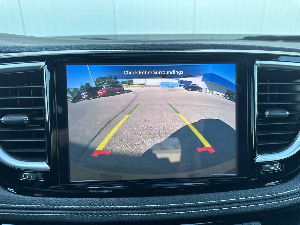 Used 2025 Chrysler Pacifica Limited FWD image 50
