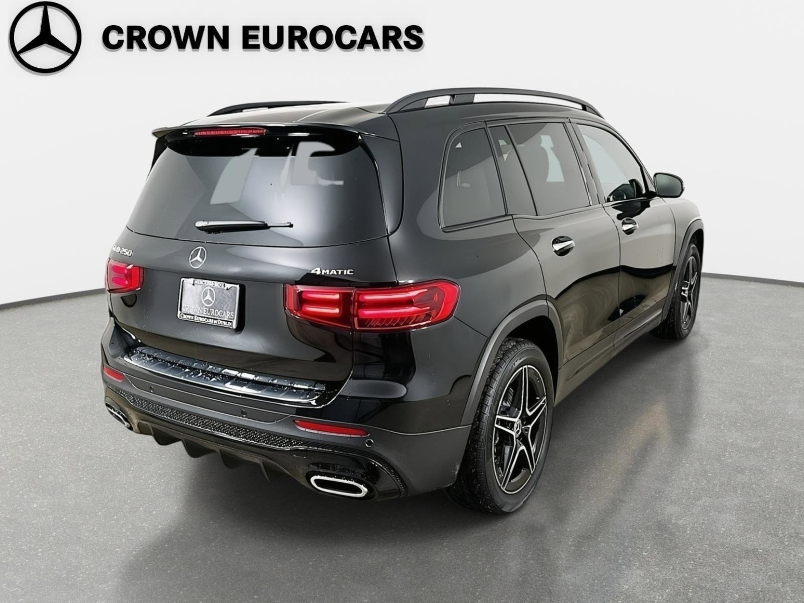 Used 2026 Mercedes-Benz GLB 250 4MATIC image 13
