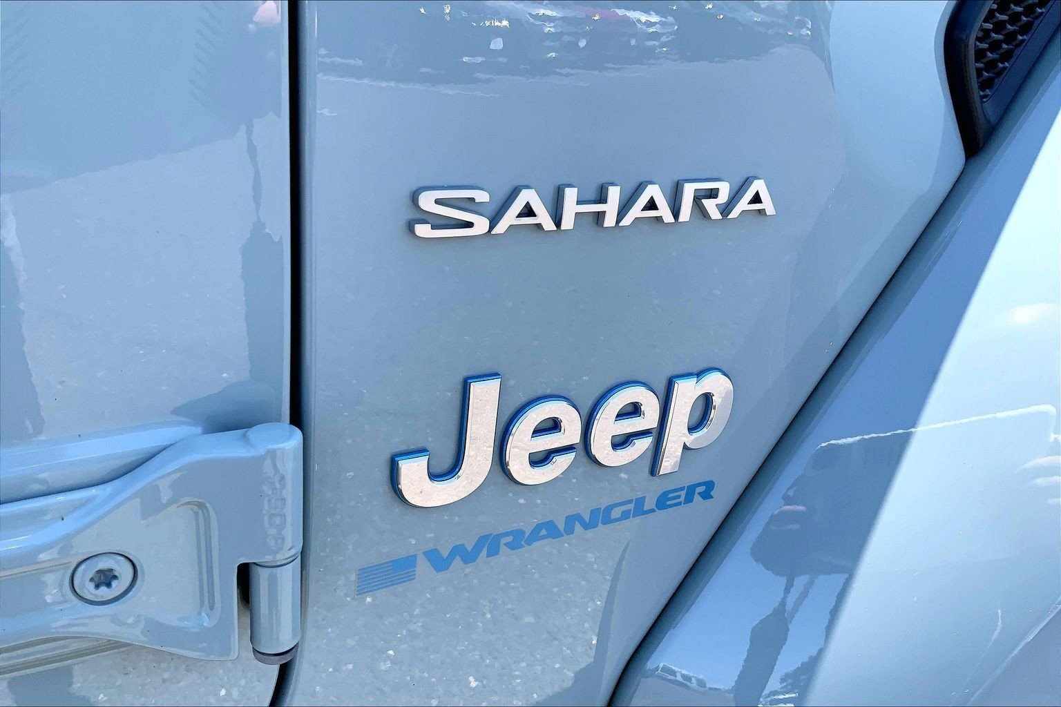 Used 2024 Jeep Wrangler Unlimited Sahara AWD/4WD image 26