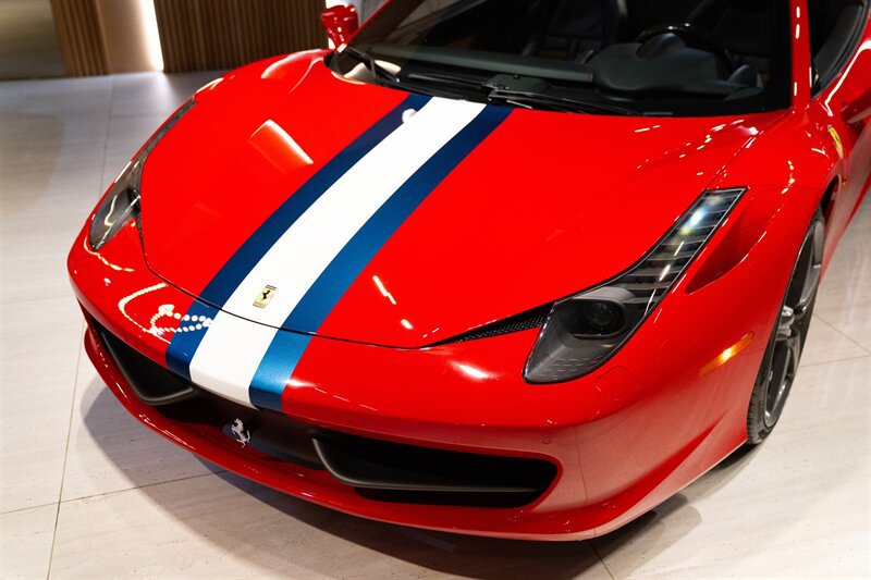 Used 2015 Ferrari 458 Spider RWD image 8