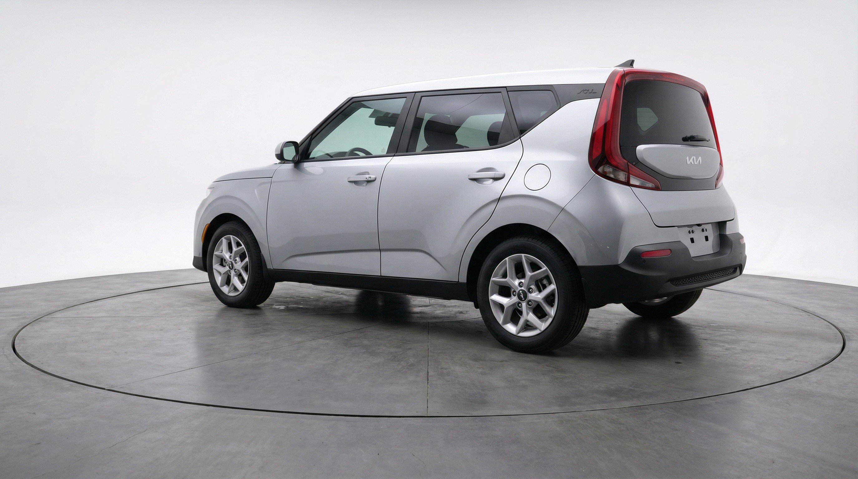 Used 2025 Kia Soul LX w/ LX Technology Package image 6