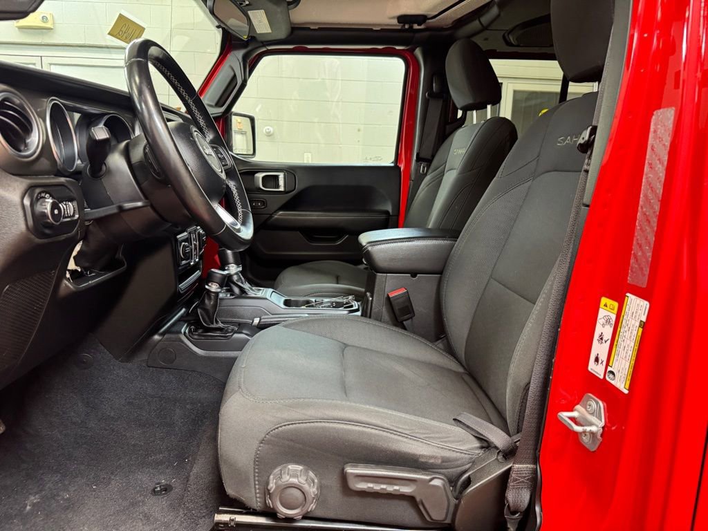 Used 2019 Jeep Wrangler Unlimited Sahara image 13