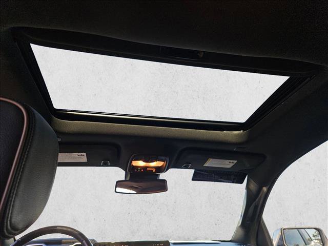 Used 2023 GMC Canyon Denali image 17