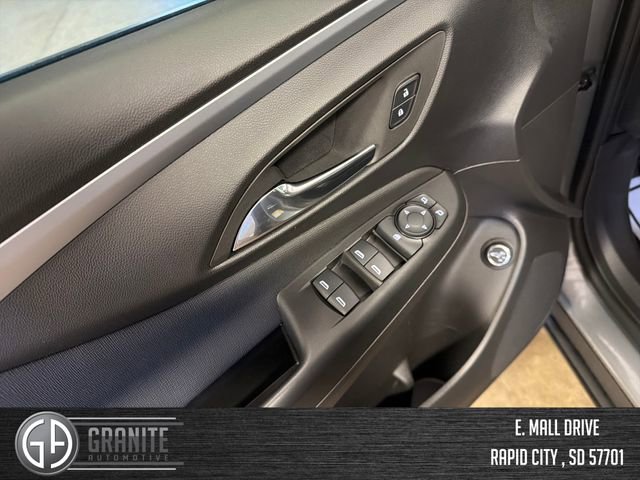 Used 2025 Buick Envista Preferred w/ Convenience I Package image 11