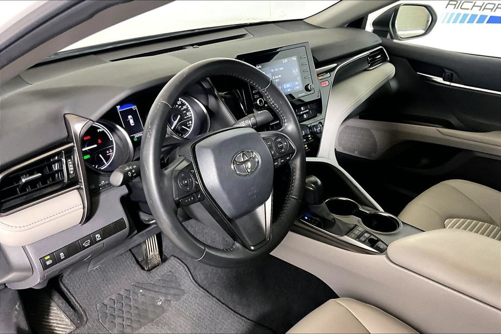 Used 2024 Toyota Camry SE FWD image 10