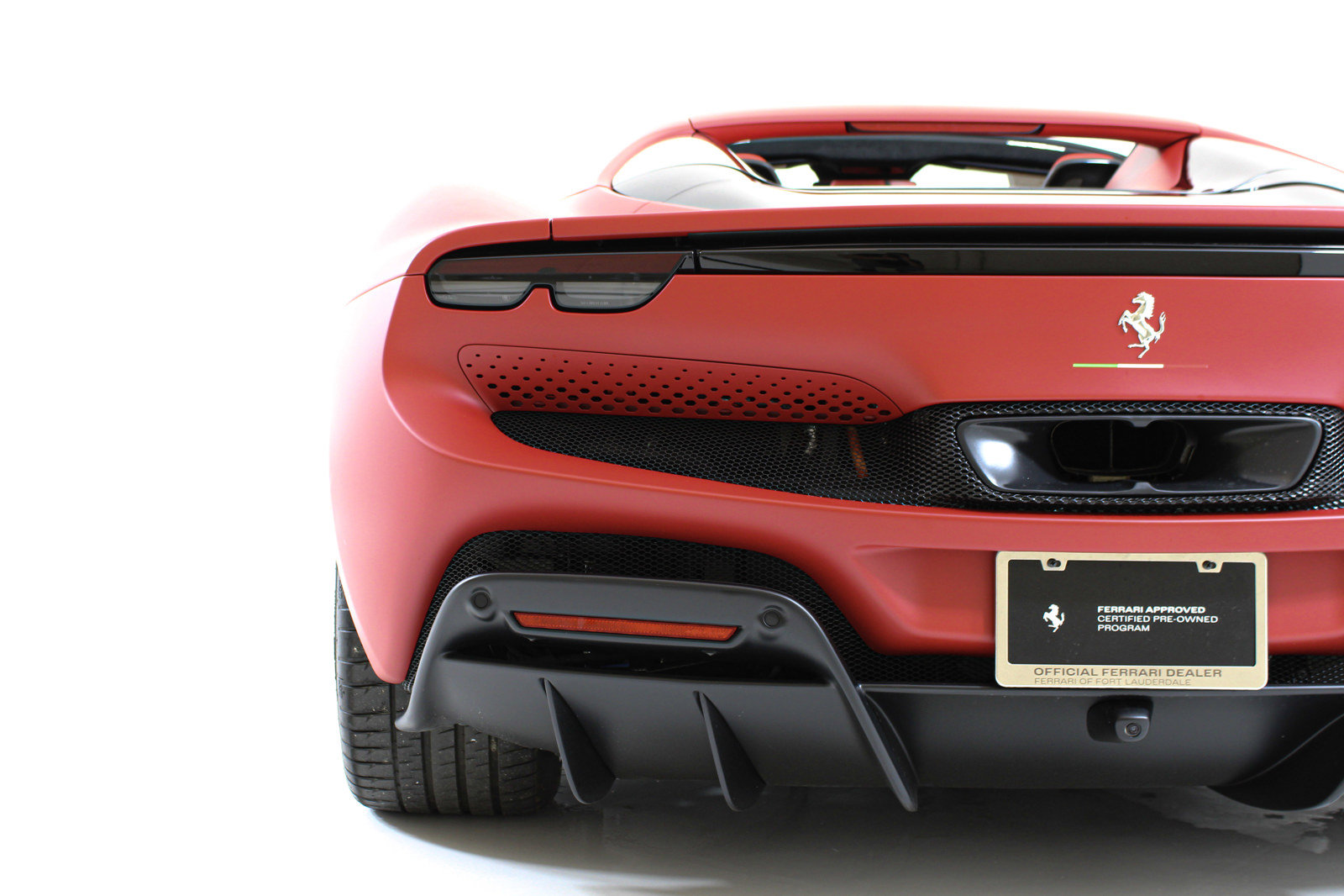 Used 2024 Ferrari 296 GTS RWD image 20