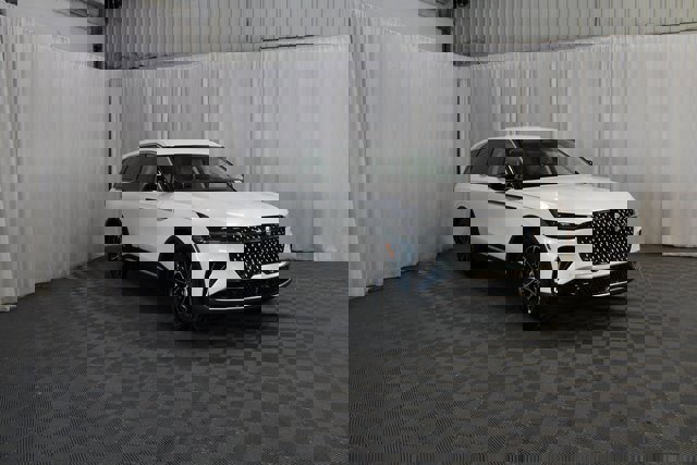 New 2026 Lincoln Nautilus Premier image 50