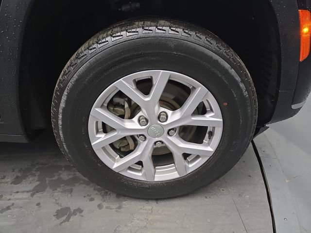 Used 2022 Jeep Grand Cherokee L Limited AWD/4WD image 12