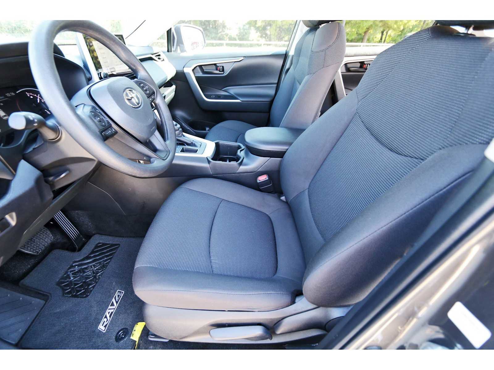 Used 2024 Toyota RAV4 LE image 11