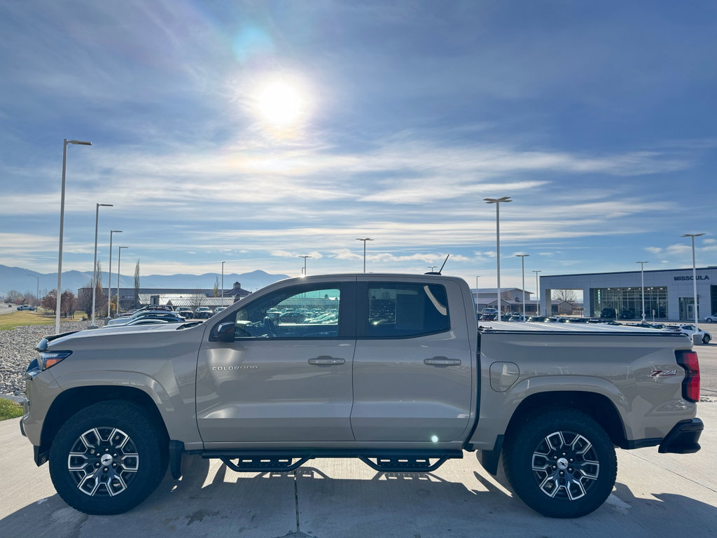 Used 2023 Chevrolet Colorado Z71 w/ Z71 Convenience Package 2 image 6