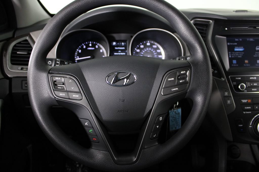 Used 2017 Hyundai Santa Fe Sport image 7