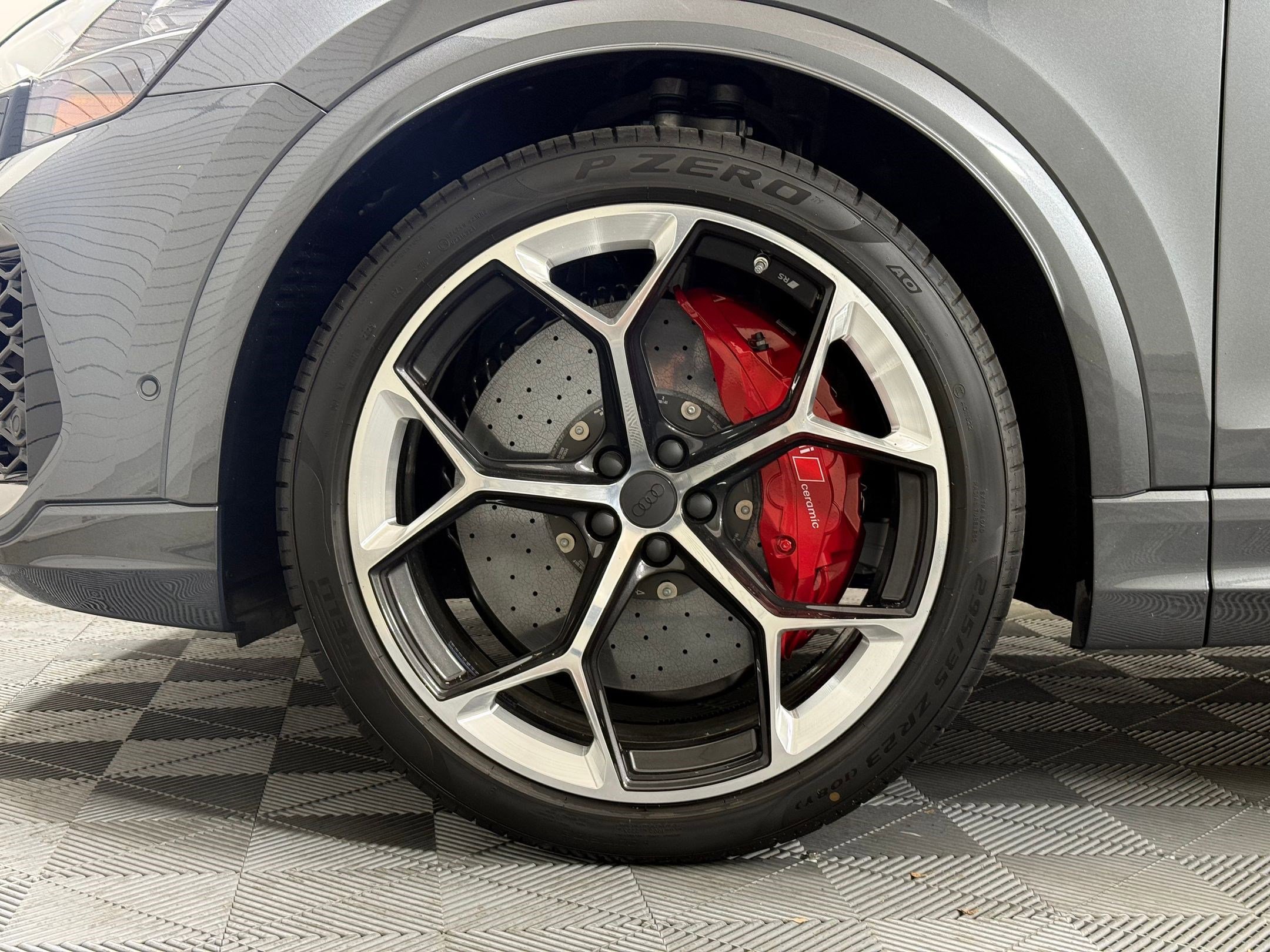 New 2026 Audi RS Q8 performance image 11
