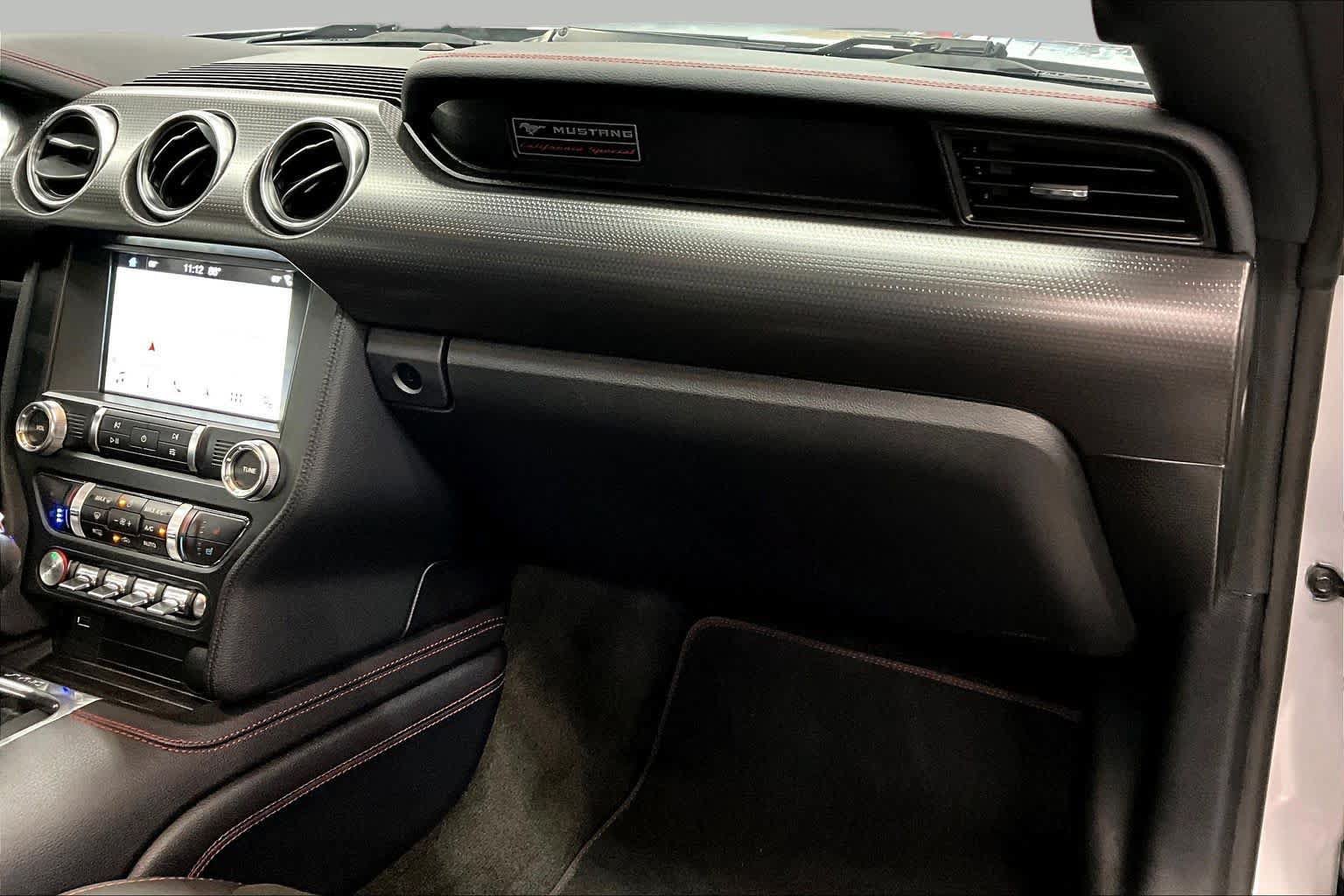 Used 2019 Ford Mustang GT Premium w/ Equipment Group 401A RWD image 18