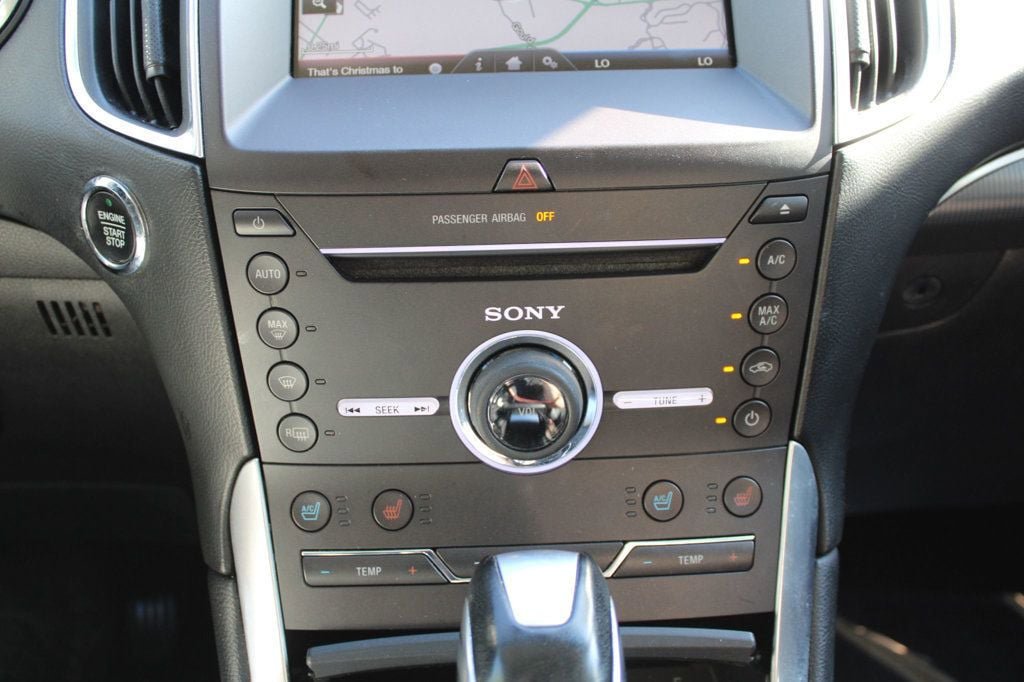 Used 2015 Ford Edge Titanium w/ Equipment Group 301A FWD image 21