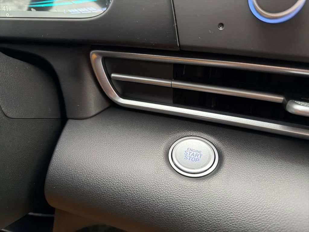 New 2026 Hyundai Elantra Blue image 34