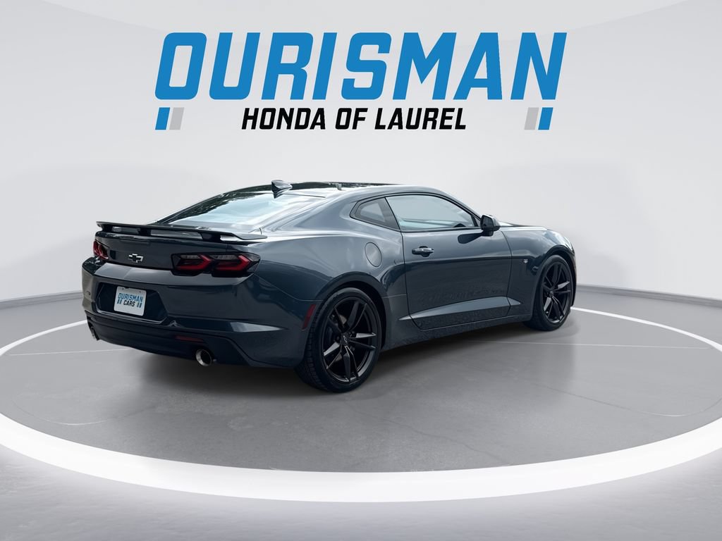 Used 2021 Chevrolet Camaro LT w/ RS Package RWD image 8