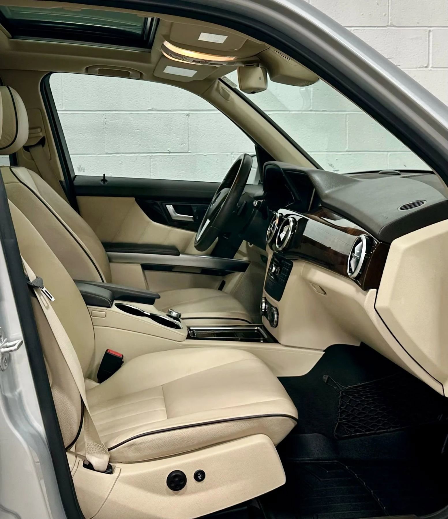 Used 2014 Mercedes-Benz GLK 250 BlueTEC 4MATIC image 26