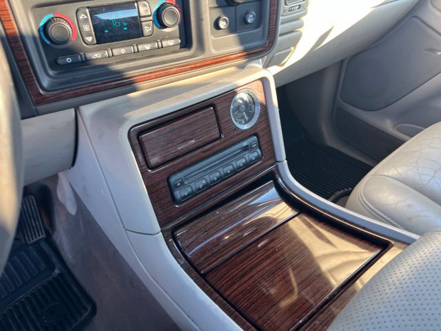 Used 2004 Cadillac Escalade EXT AWD/4WD image 23
