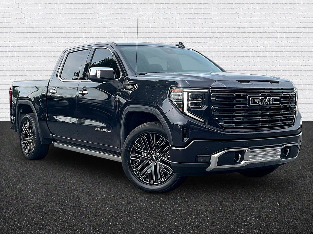 Used 2022 GMC Sierra 1500 Denali Ultimate AWD/4WD image 3
