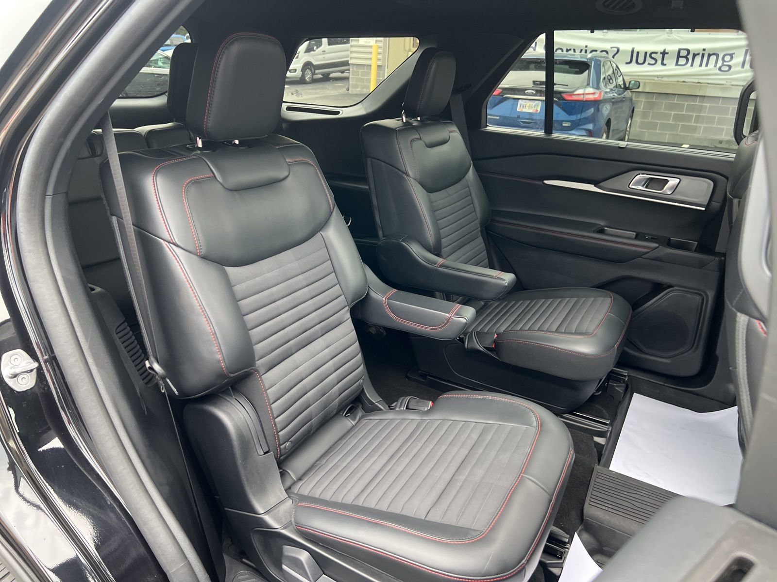 Used 2025 Ford Explorer ST-Line w/ Premium Package AWD/4WD image 51