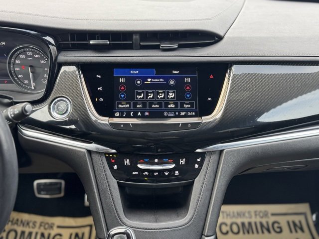 Used 2024 Cadillac XT6 Sport w/ Technology Package image 29