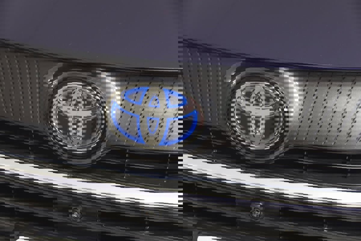 Used 2023 Toyota Venza Limited image 15