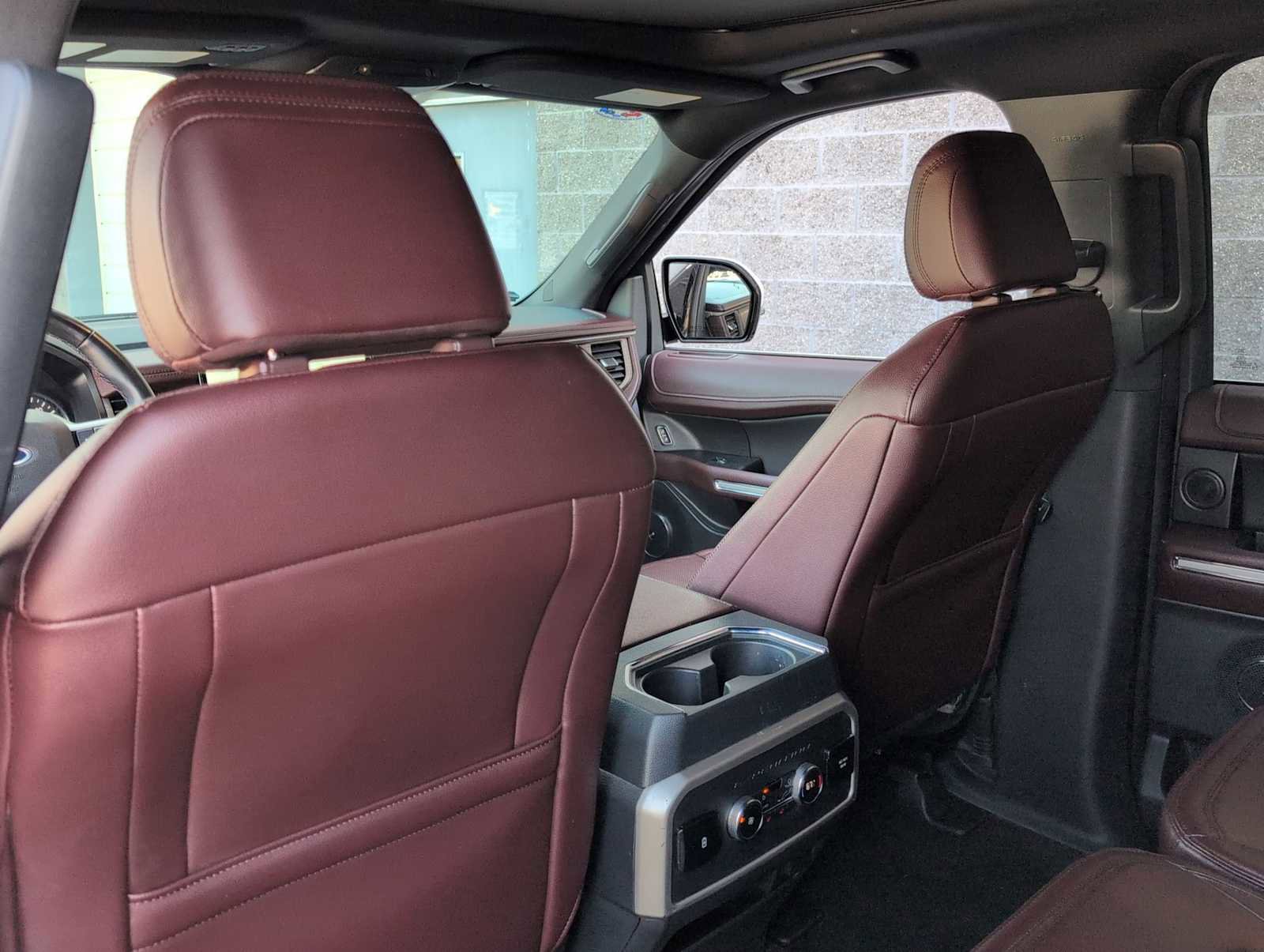 Used 2023 Ford Expedition Max Limited image 19
