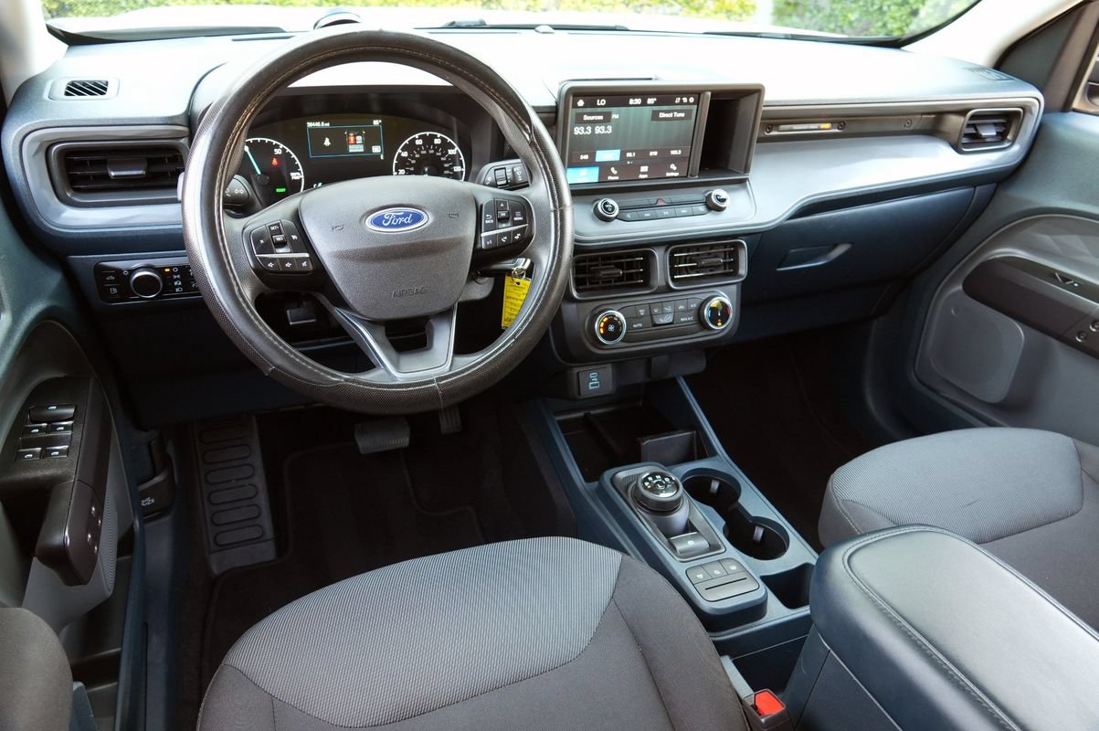 Used 2023 Ford Maverick XL FWD image 5
