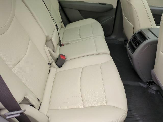 Certified 2024 Cadillac XT5 Premium Luxury w/ Technology Package AWD/4WD image 26