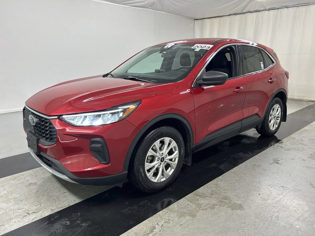 Used 2023 Ford Escape Active AWD/4WD image 5
