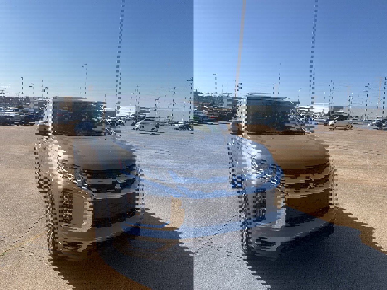 Used 2023 Mitsubishi Outlander Sport ES image 2