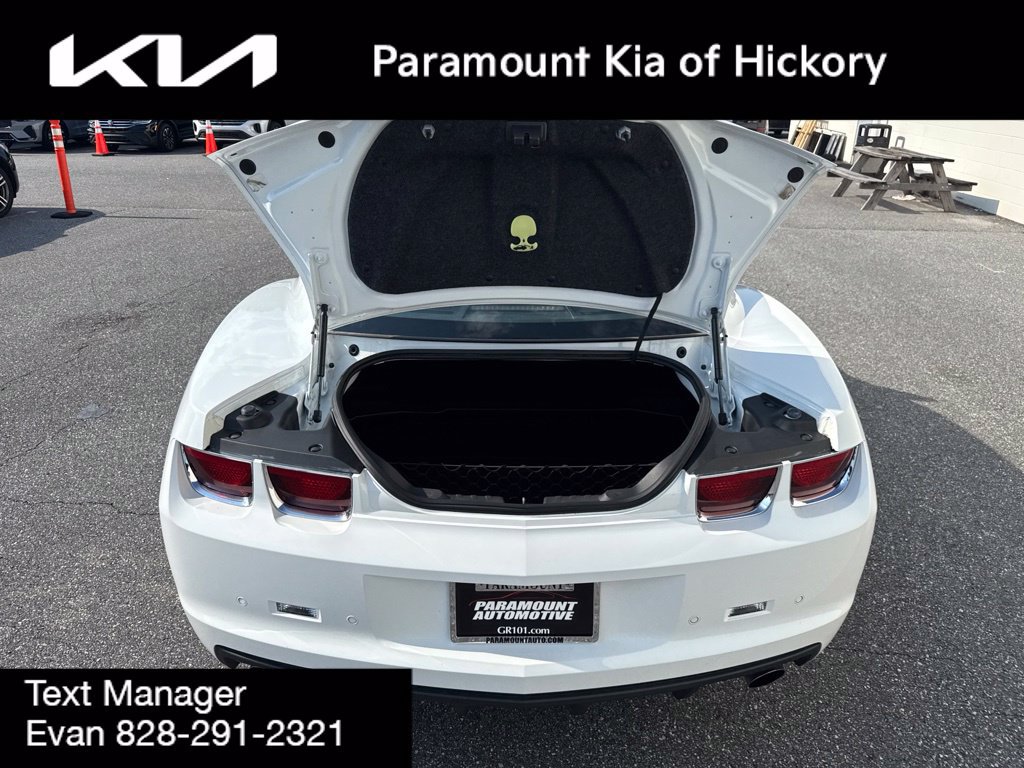 Used 2010 Chevrolet Camaro SS w/ RS Package RWD image 10