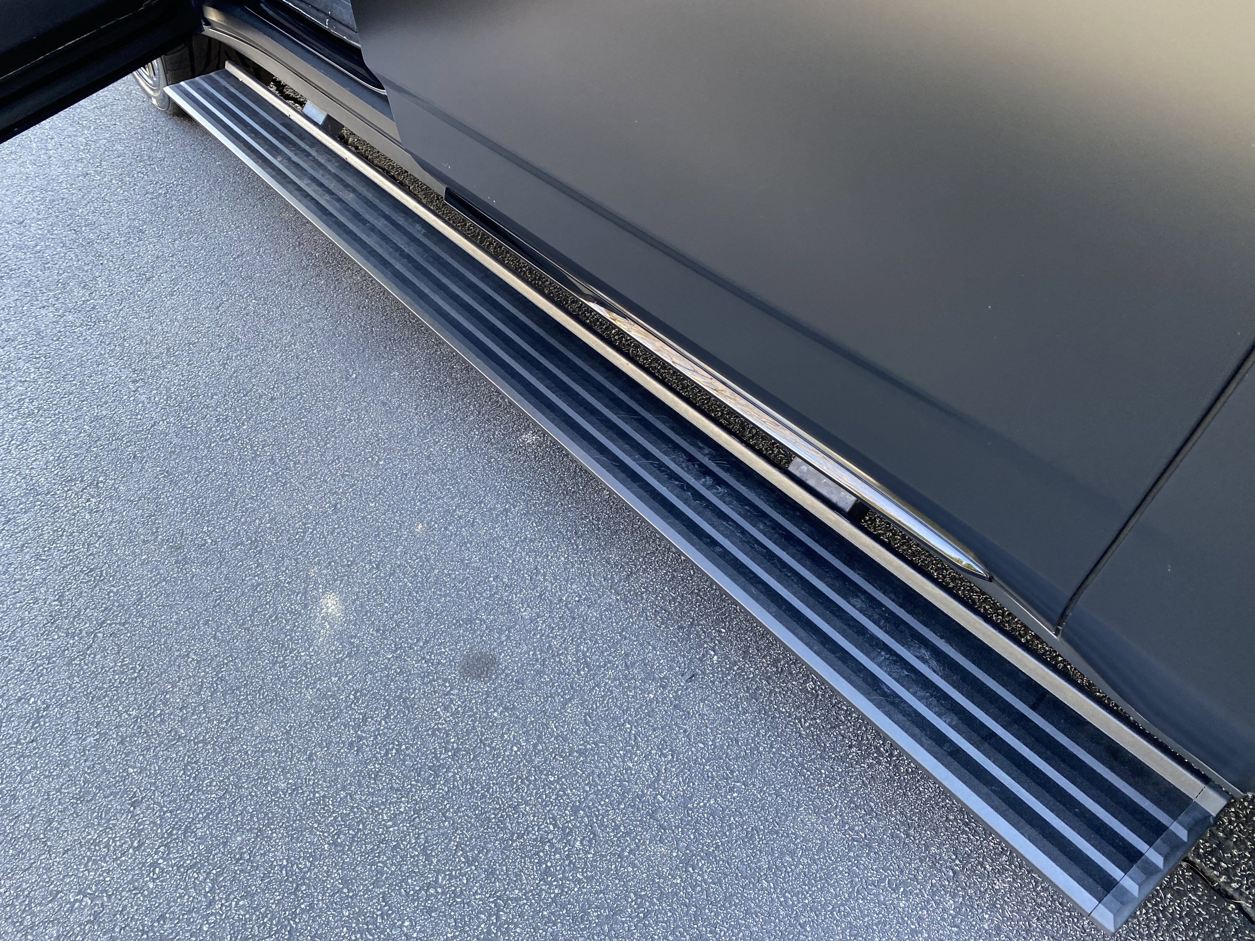 Used 2023 Cadillac Escalade ESV V image 45