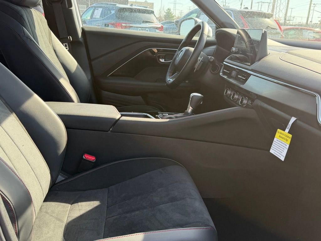 Certified 2025 Acura ADX A-Spec image 14