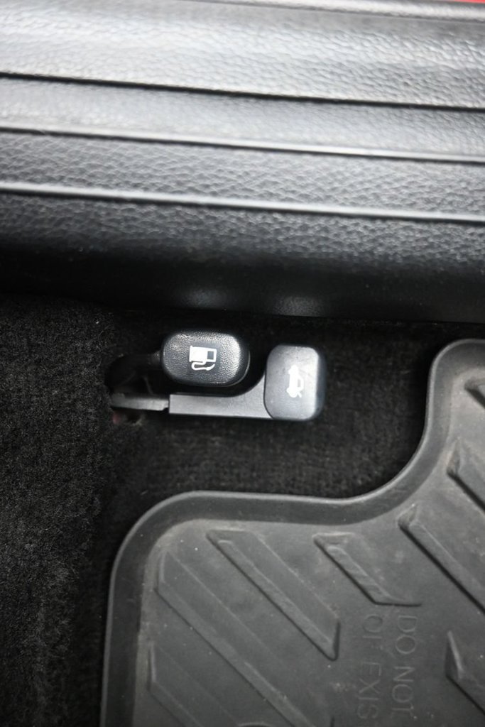 Certified 2023 Kia Forte LXS FWD image 29