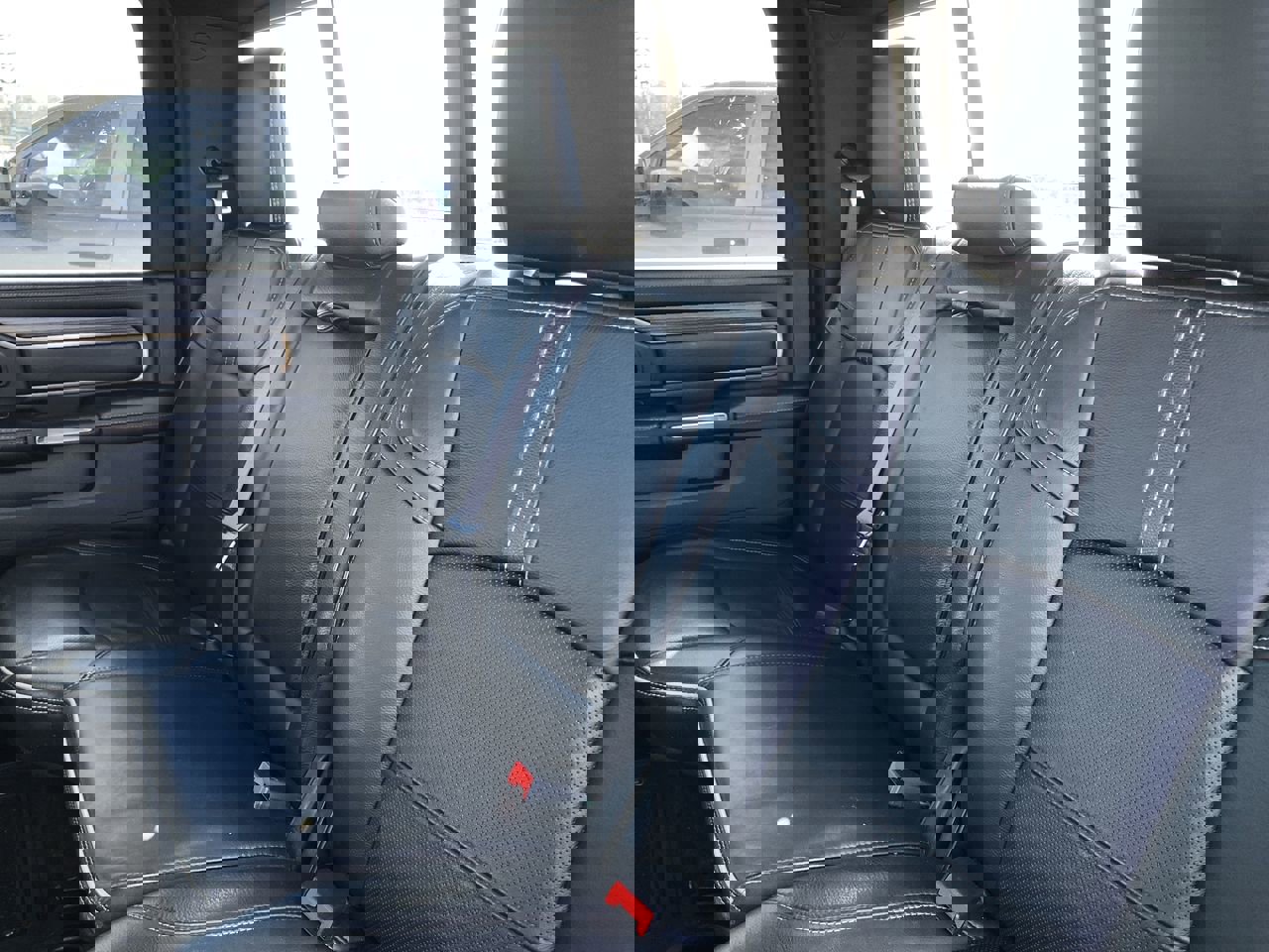 Used 2021 RAM 3500 Limited image 11