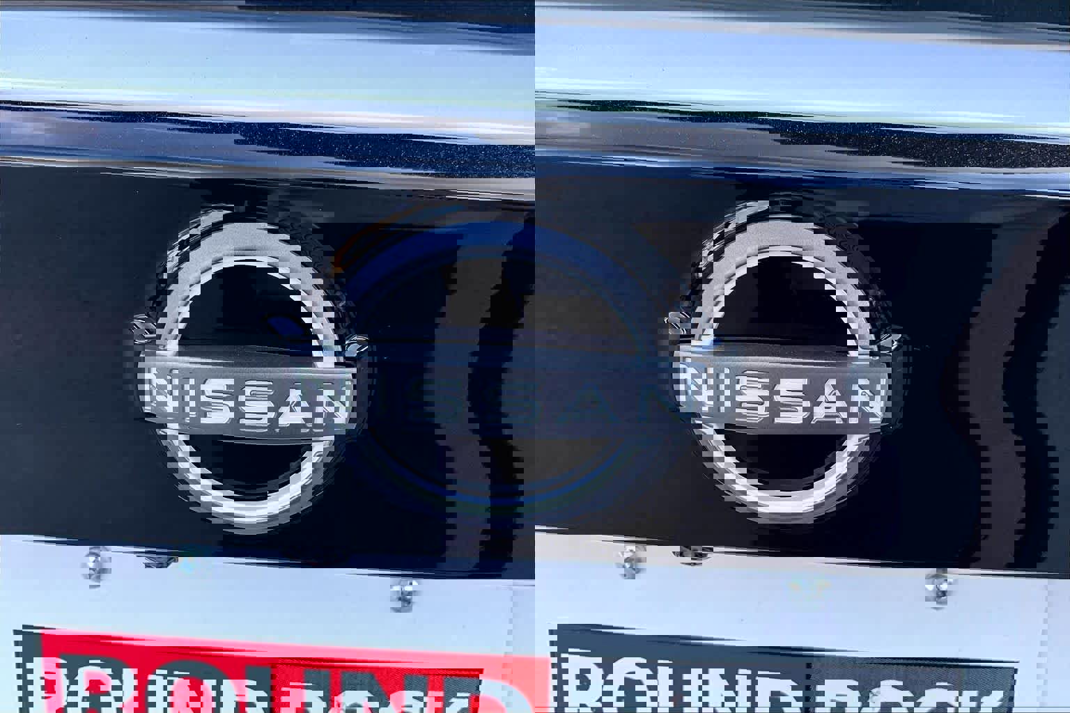 New 2026 Nissan Kicks S image 8