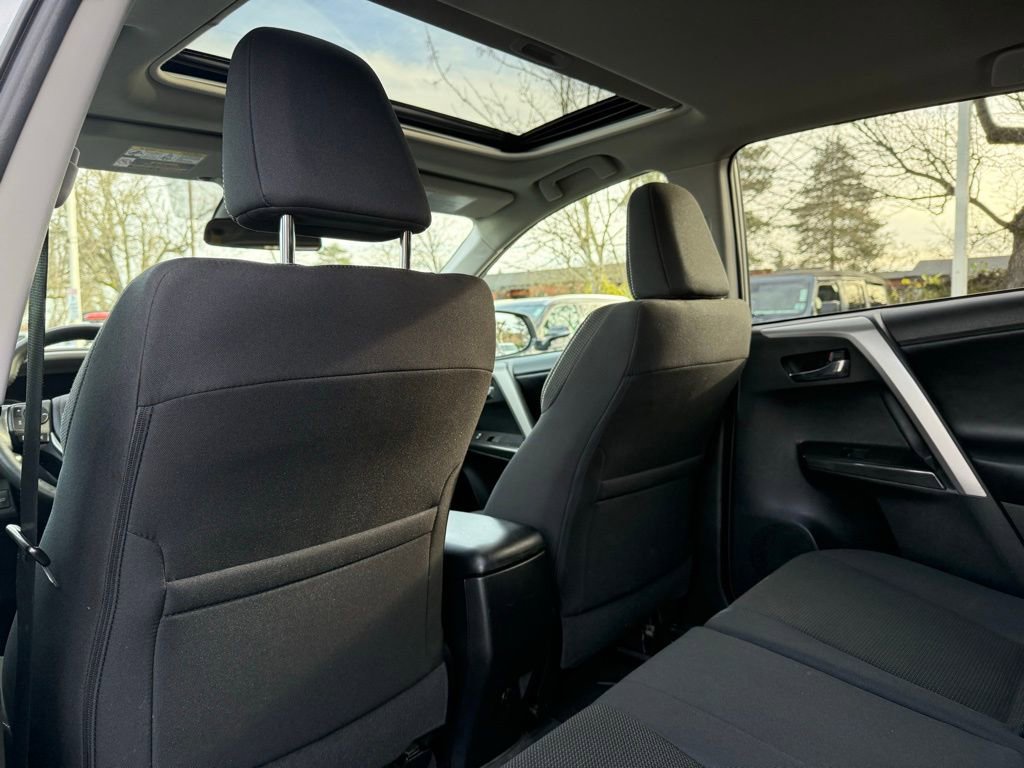 Used 2018 Toyota RAV4 Adventure image 18