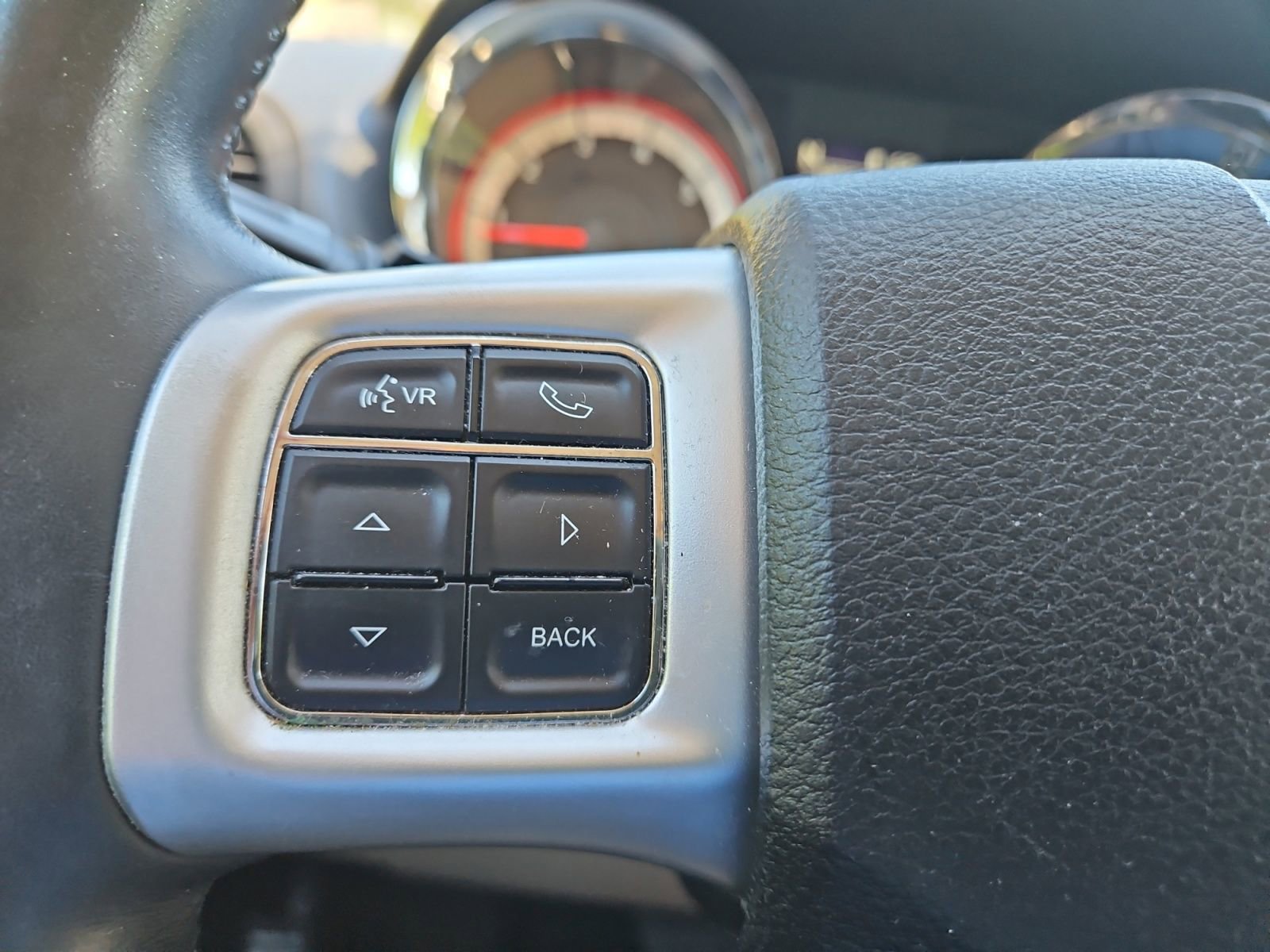 Used 2013 Dodge Grand Caravan Crew w/ Safety Sphere Group FWD image 25