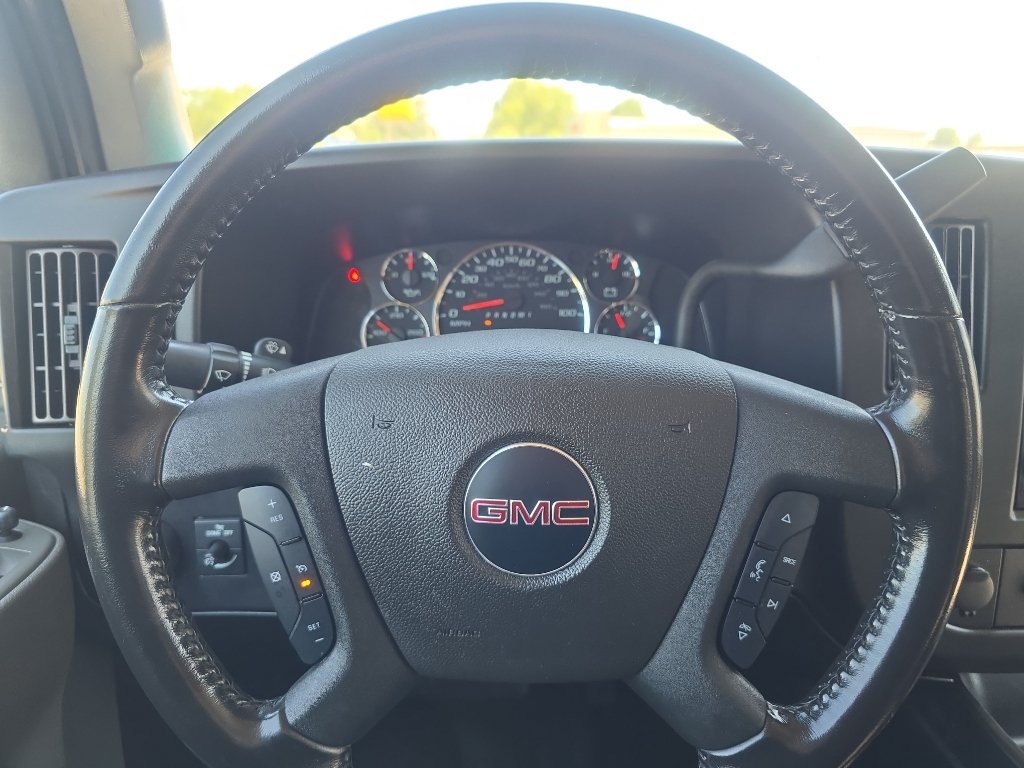 Used 2023 GMC Savana 3500 LS RWD image 19