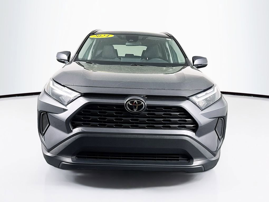 Used 2024 Toyota RAV4 XLE image 2
