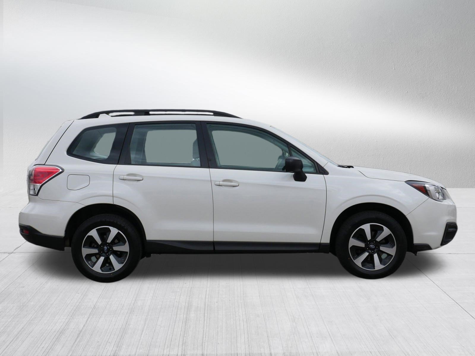 Used 2018 Subaru Forester 2.5i w/ Alloy Wheel Package AWD/4WD image 8