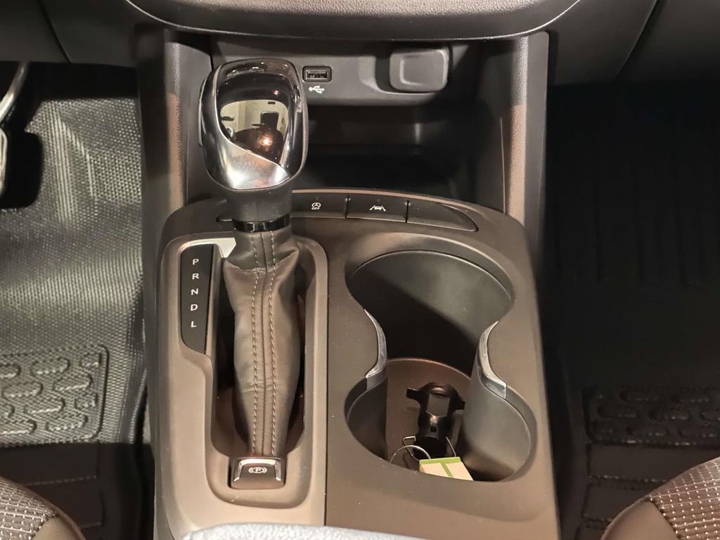 Used 2025 Buick Envista Preferred image 20