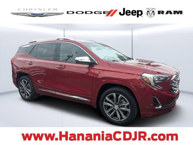 Used 2018 GMC Terrain Denali w/ Advanced Safety Package FWD image 1