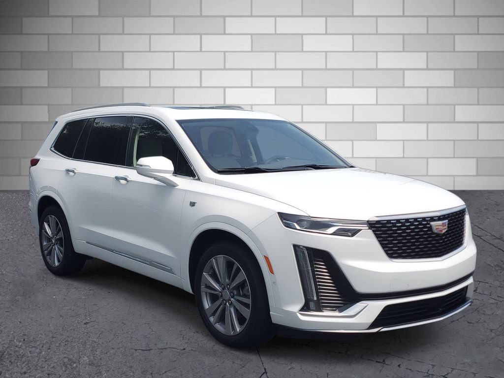 Certified 2024 Cadillac XT6 Premium Luxury w/ Technology Package FWD image 7