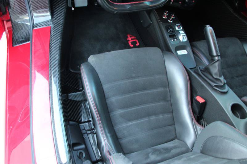 Used 2015 Alfa Romeo 4C Launch Edition w/ Convenience Group RWD image 22