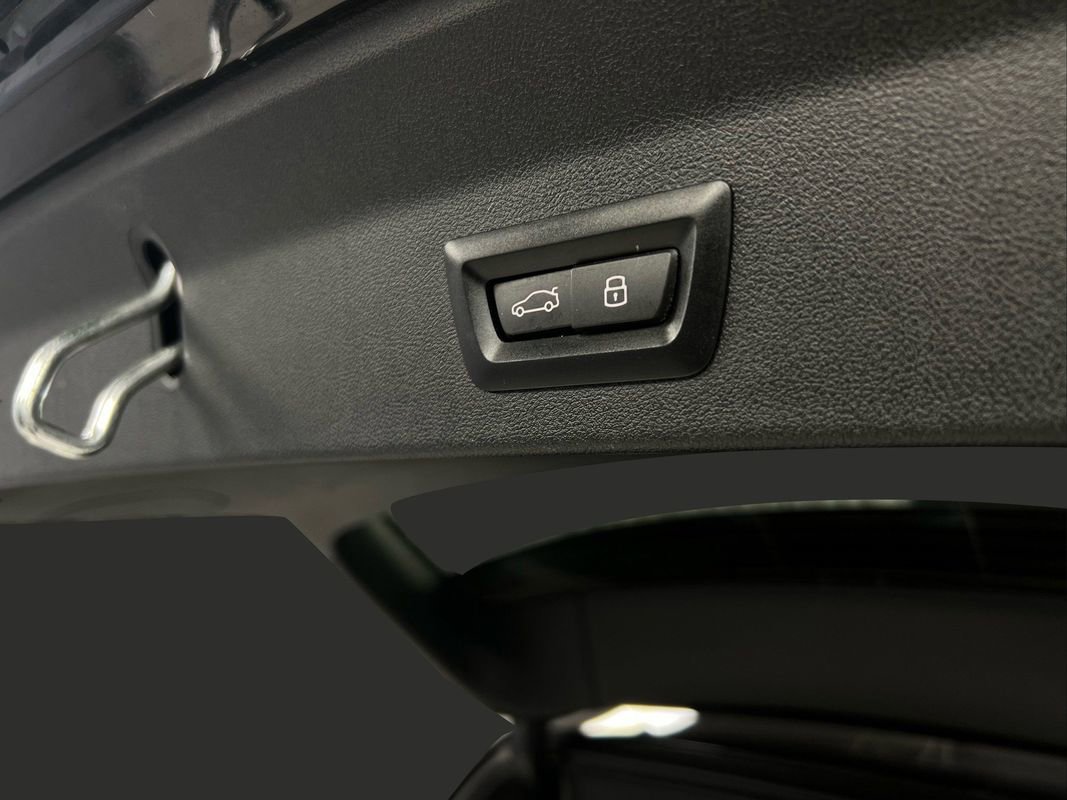 Used 2024 BMW X3 xDrive30i w/ Premium Package image 42